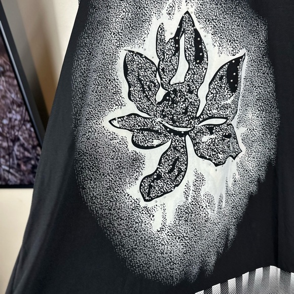 NF comfortable clothing black / white free size 22-1/2 p2p 31” length NWT - Picture 6 of 7